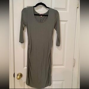 Green maternity dress